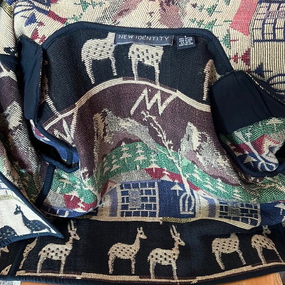 New Identity Women’s Tapestry Jacket. - Picture 11 of 11